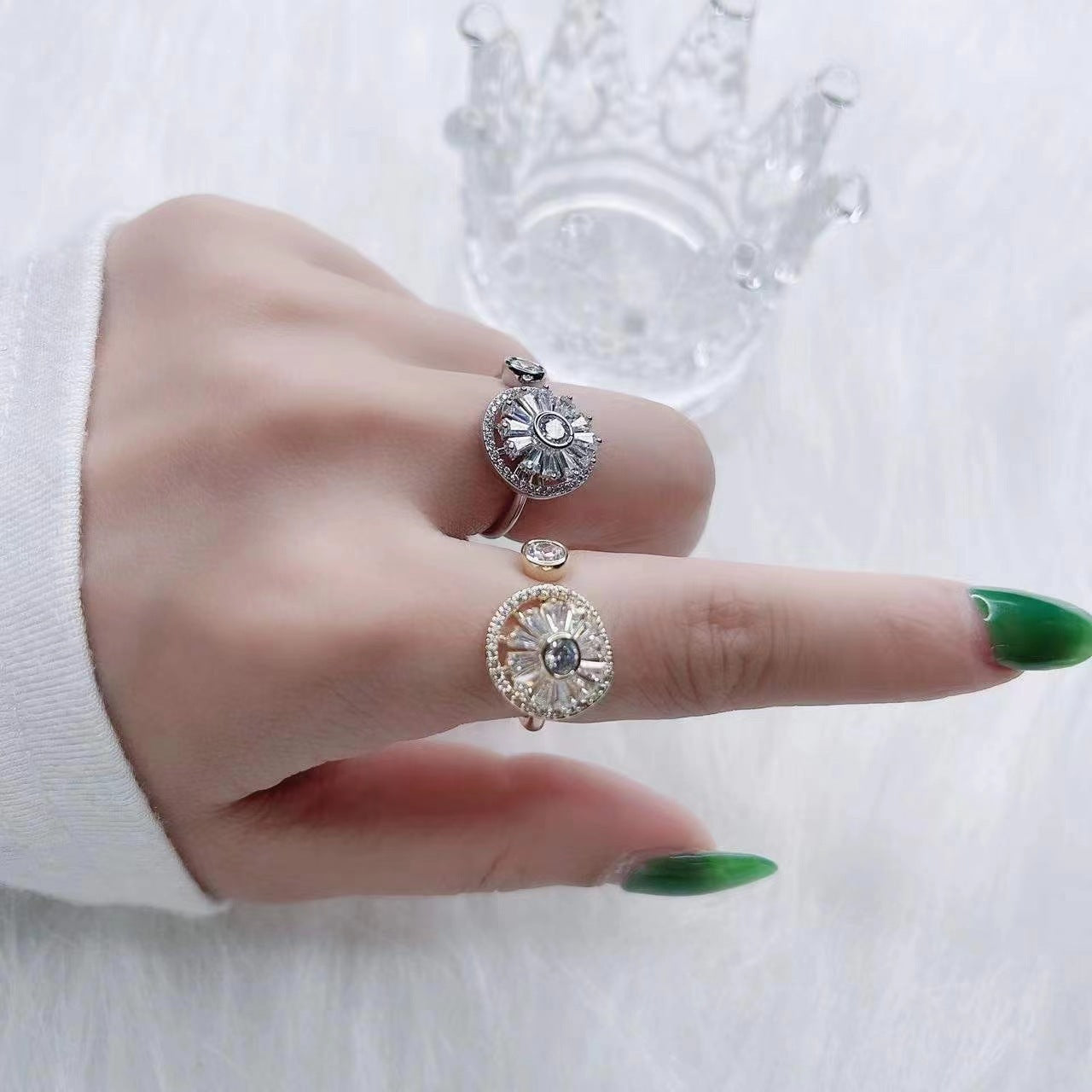 Light Luxury Super Zircon Spinning Ring